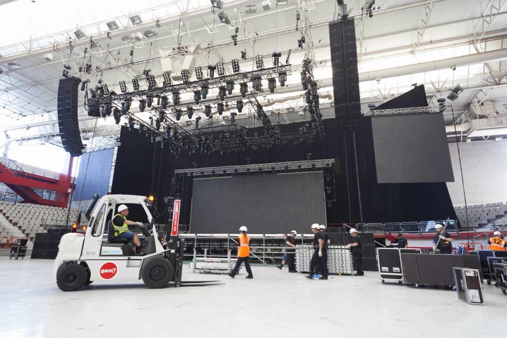 Una  mirada al detrás de la producción de un evento masivo — Chorcha Entertainment